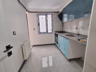 Bahçelievler Camlıkahve'de 2+1 Sıfır Bina 6,Kat Asansörlü 80 m2