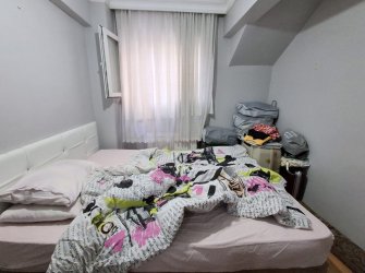 Güngören Güneştepe 'de 2+1 Kredili 90 m2 Bahçe Katı 2007 Yapımı