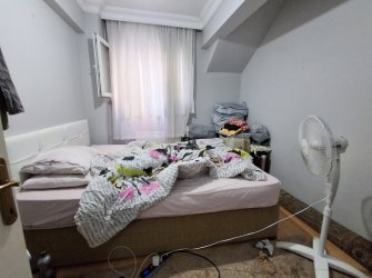 Güngören Güneştepe 'de 2+1 Kredili 90 m2 Bahçe Katı 2007 Yapımı