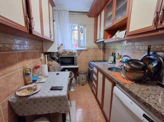 Güngören Güneştepe 'de 2+1 Kredili 90 m2 Bahçe Katı 2007 Yapımı