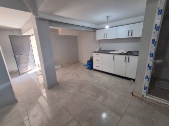 Güngören Haznedar'da İskanlı 75 m2 Mutfaklı Wc'li Bodrum Dükkan