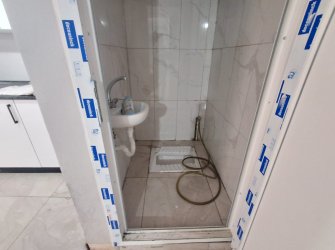 Güngören Haznedar'da İskanlı 75 m2 Mutfaklı Wc'li Bodrum Dükkan