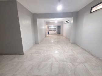 Güngören Haznedar'da İskanlı 75 m2 Mutfaklı Wc'li Bodrum Dükkan