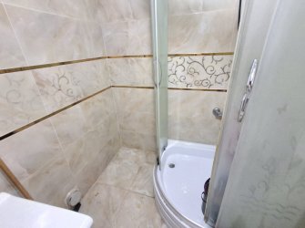 Güngören'de Tramvaya Yakın 2+1 Bahçe Katı 12 Yıllık Bina 80 m2