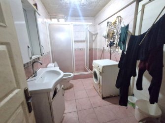 Bahçelievler'de Soğanlı Meydana Yakın 2+1 Arsa Tapulu Bahçe Katı