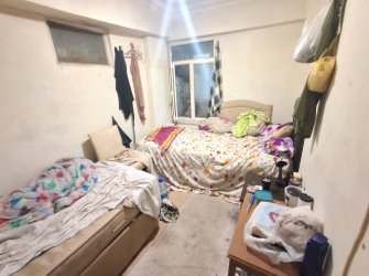 Bahçelievler'de Soğanlı Meydana Yakın 2+1 Arsa Tapulu Bahçe Katı
