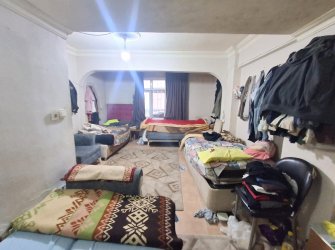 Bahçelievler'de Soğanlı Meydana Yakın 2+1 Arsa Tapulu Bahçe Katı