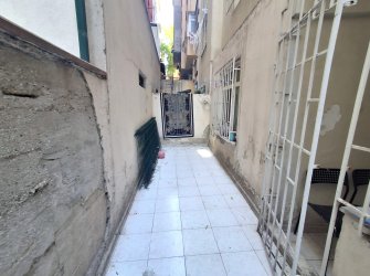 Bahçelievler'de Soğanlı Meydana Yakın 2+1 Arsa Tapulu Bahçe Katı