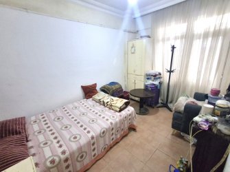 Bahçelievler'de Soğanlı Meydana Yakın 2+1 Arsa Tapulu Bahçe Katı