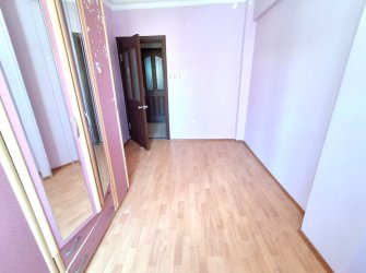 Güngören Yürüyüş Yolunda 4,Kat Balkonlu 2+1 Köşe Daire 85 m2