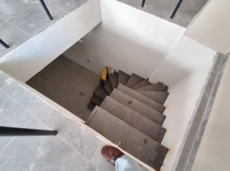 Bahçelievler'de Metroya Yakın 140 m2 Kiralık Düz Giriş Sıfır Dükkan 