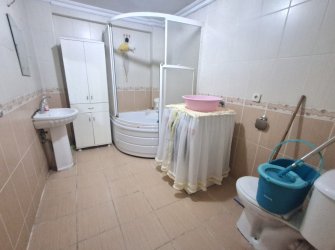 Bağcılar Yenigün'de K.Otoparklı 3+1 Yüksek Giriş 2007 Yapımı 135 m2