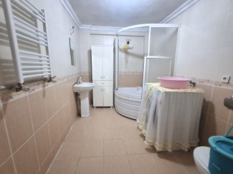 Bağcılar Yenigün'de K.Otoparklı 3+1 Yüksek Giriş 2007 Yapımı 135 m2