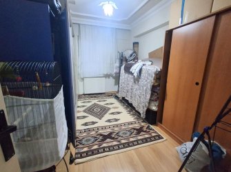 Bağcılar Yenigün'de K.Otoparklı 3+1 Yüksek Giriş 2007 Yapımı 135 m2
