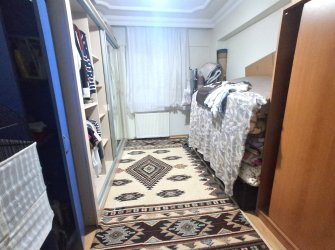 Bağcılar Yenigün'de K.Otoparklı 3+1 Yüksek Giriş 2007 Yapımı 135 m2