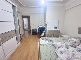 Bağcılar Yenigün'de K.Otoparklı 3+1 Yüksek Giriş 2007 Yapımı 135 m2