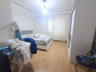 Bağcılar Yenigün'de K.Otoparklı 3+1 Yüksek Giriş 2007 Yapımı 135 m2