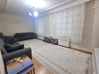 Bağcılar Yenigün'de K.Otoparklı 3+1 Yüksek Giriş 2007 Yapımı 135 m2