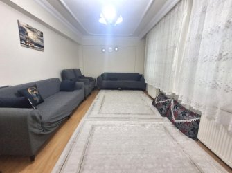 Bağcılar Yenigün'de K.Otoparklı 3+1 Yüksek Giriş 2007 Yapımı 135 m2