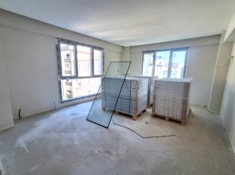 Bahçelievler Centerlife'da 4, Kat Otoparklı 2+1 Sosyal Tesisli  Ön Cephe