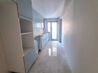 Bahçelievler Centerlife'da 4, Kat Otoparklı 2+1 Sosyal Tesisli  Ön Cephe