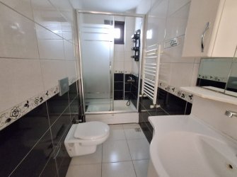 Bahçelievler'de Metroya Yakın 3, Kat Kredili 2+1 Her Kat Tek Daireli