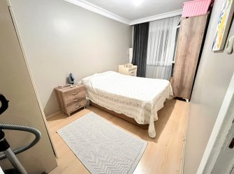 Bahçelievler Cumhuriyet'te 5,Kat İçi Yapılı 2+1 Arsa Tapulu 100 m2 Asansörlü