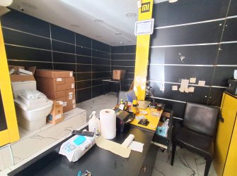 Bahçelievler Camlıkahve'de Düz Giriş Satılık Depolu Dükkan