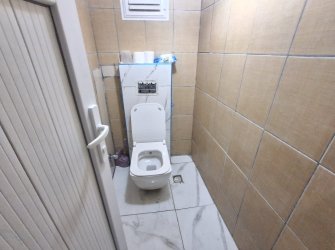 Bahçelievler Camlıkahve'de Düz Giriş Satılık Depolu Dükkan