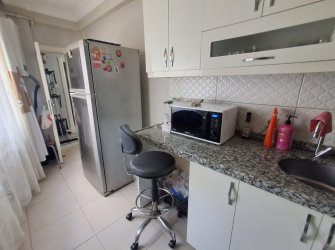 Bahçelievler'de Kapalı Otoparklı 2+1 Kat Mülkiyetli 80 m2 Bahçe Katı