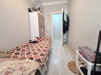 Bahçelievler'de Kapalı Otoparklı 2+1 Kat Mülkiyetli 80 m2 Bahçe Katı