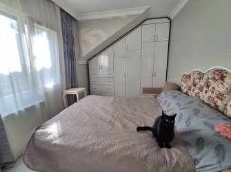 Bahçelievler'de Kapalı Otoparklı 2+1 Kat Mülkiyetli 80 m2 Bahçe Katı
