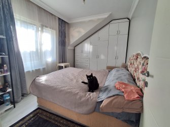 Bahçelievler'de Kapalı Otoparklı 2+1 Kat Mülkiyetli 80 m2 Bahçe Katı