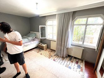Güngören'de Tramvaya Yakın 2+1 Giriş Kat Kredili 90 m2 Balkonlu
