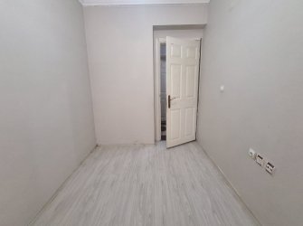 Esenler Tuna Mah 2+1 Dağ Yoluna Yakın 80 m2 Yüksek Giriş