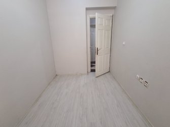 Esenler Tuna Mah 2+1 Dağ Yoluna Yakın 80 m2 Yüksek Giriş