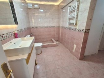 Bahçelievler Soğanlı Meydan'da 3+1 Arsa Tapulu 1999 Yapımı Bahçe Katı