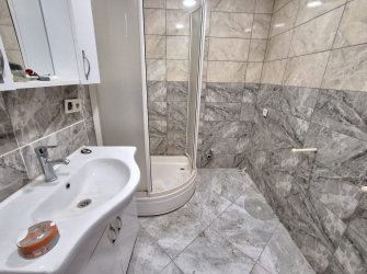 Bahçelievler Camlıkahve'de 1,Kat İçi Yapılı 2+1 Kiralık Daire 