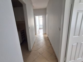 Bahçelievler Camlıkahve'de 1,Kat 2+1 Köşe Balkonlu 60 m2 Daire 