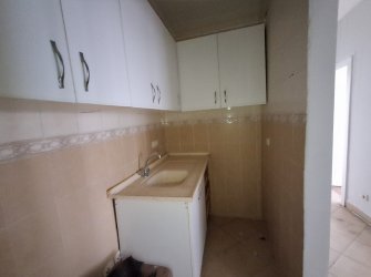 Bahçelievler Camlıkahve'de 1,Kat 2+1 Köşe Balkonlu 60 m2 Daire 