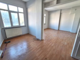 Bahçelievler Camlıkahve'de 2,Kat Balkonlu 2+1 Kiralık 60 m2 Daire 