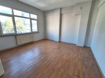 Bahçelievler Camlıkahve'de 2,Kat Balkonlu 2+1 Kiralık 60 m2 Daire 