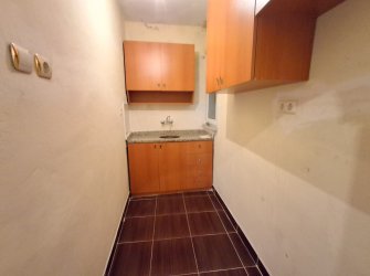 Bahçelievler Camlıkahve Meydan'da 2,Kat Kiralık 2+1 Köşe Balkonlu