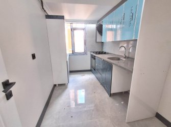 Bahçelievler'de Metroya Yakın 2+1 Sıfır 5, Kat Asansörlü 80 m2 Balkonlu