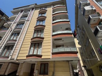 Bahçelievler Cumhuriyet'te 2+1 Kredili Yüksek Giriş 85 m2 Daire