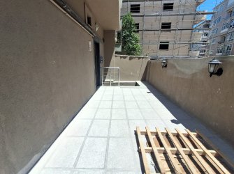 Güngören Haznedar'da İskanlı 75 m2 Mutfaklı Wc'li Bodrum Dükkan