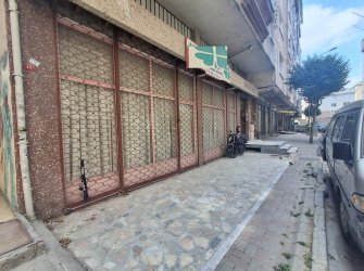 Bahçelievler Camlıkahve'de 300 m2 Asma Katlı Depolu Wc'Li Dükkan