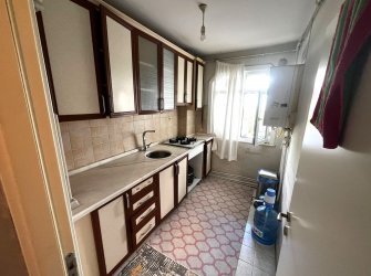 Güngören'de Tramvaya Yakın 2+1 Giriş Kat Kredili 90 m2 Balkonlu