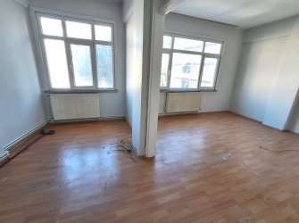 Bahçelievler Camlıkahve'de 2,Kat Balkonlu 2+1 Kiralık 60 m2 Daire 